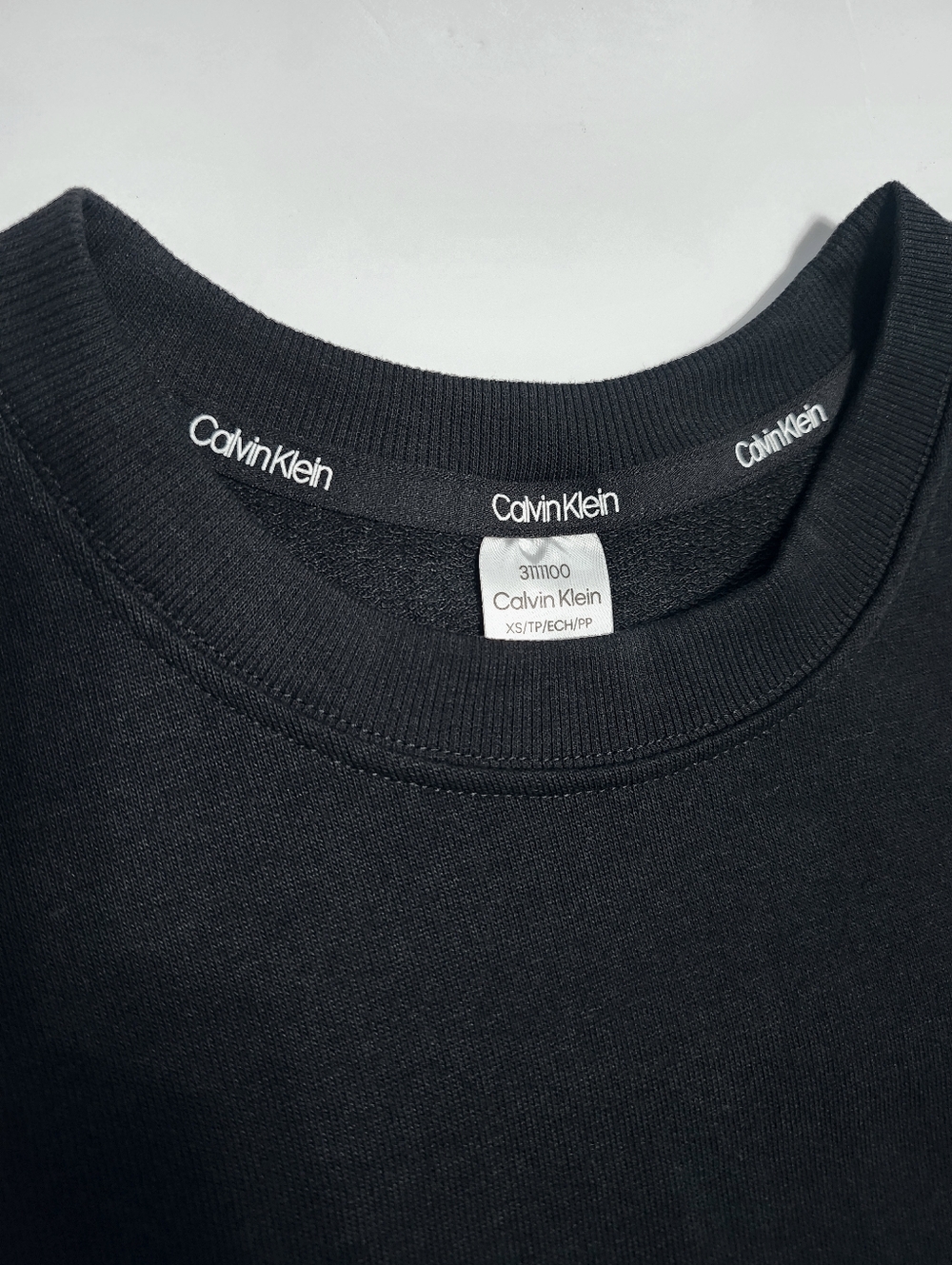 Calvin Klein Black Crewneck Sweatshirt with  Logo size XS - Picture 8 of 11